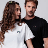 schnelle Brille | Besticktes Bio Baumwoll Unisex T-Shirt