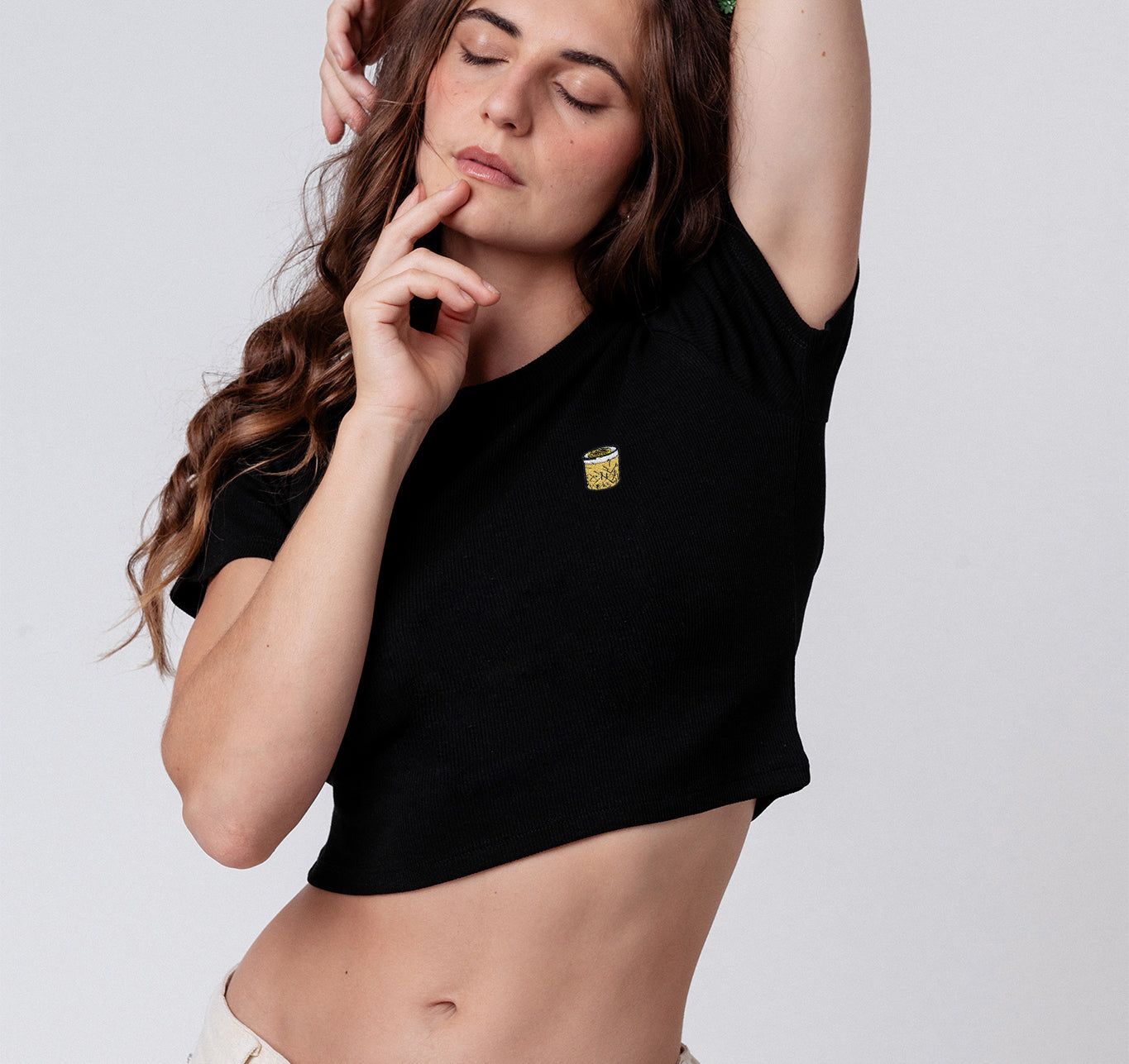 Whisky Sour | Besticktes Bio Baumwoll Cropped T-Shirt