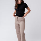 Skinny Bitch | Besticktes Frauen Bio Baumwoll T-Shirt