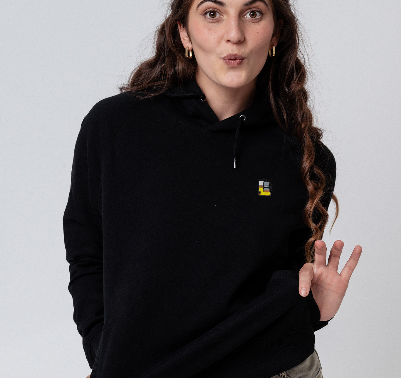 Filterkaffeemaschine | Bestickter Bio Baumwoll Unisex Hoodie