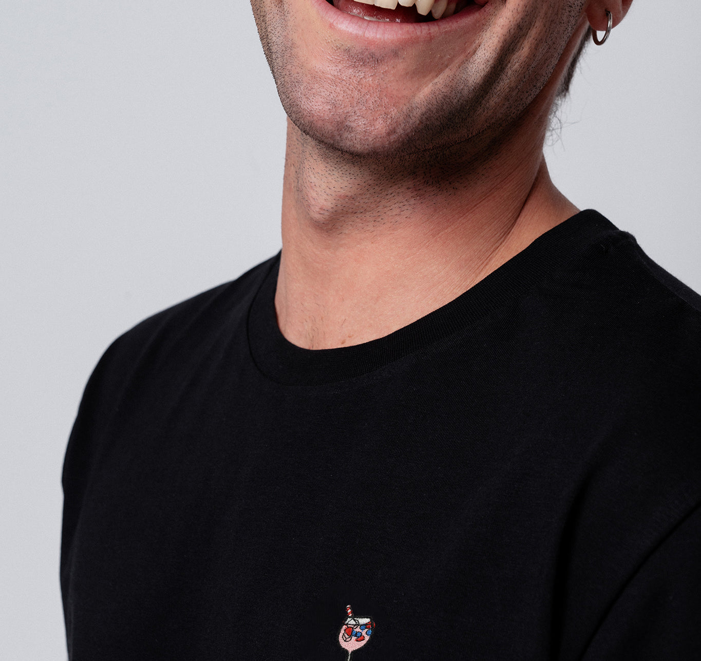 Wildberry Spritz | Besticktes Bio Baumwoll Unisex T-Shirt