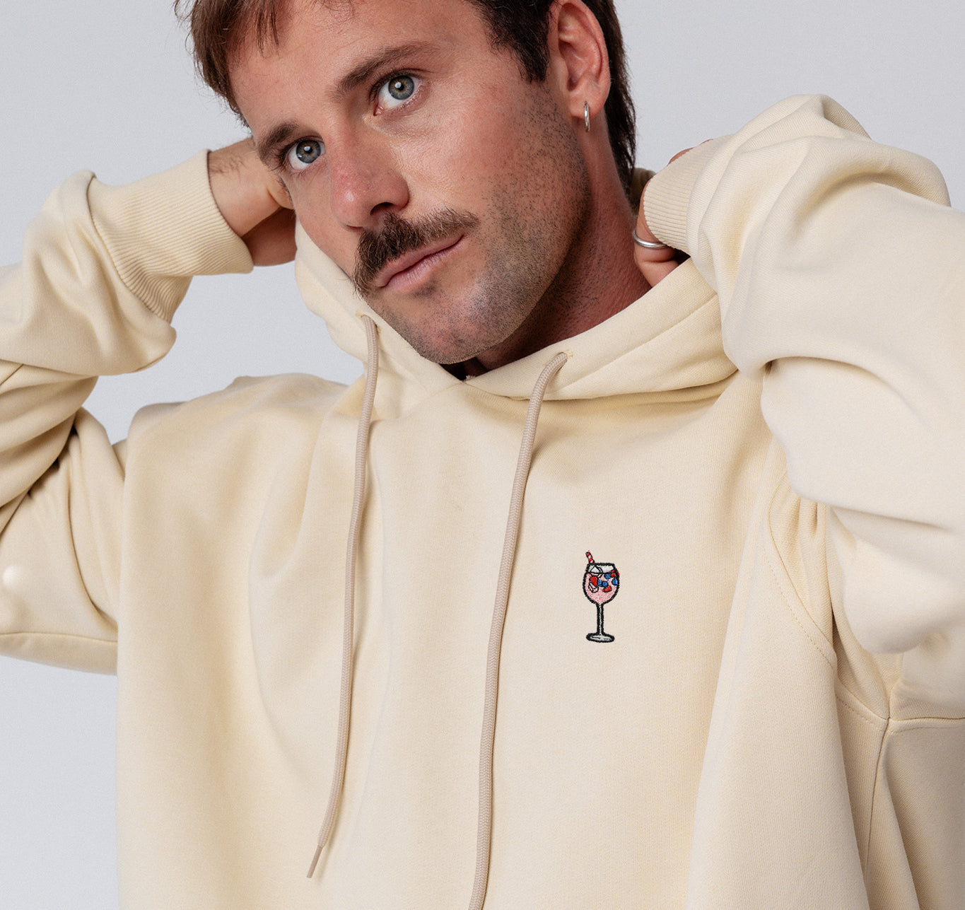 Wildberry Spritz | Bestickter Bio-Baumwoll Unisex Hoodie