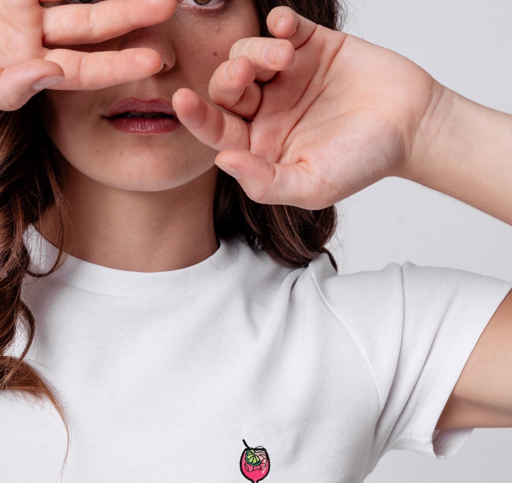 Sarti Spritz | Besticktes Bio Baumwoll Cropped T-Shirt