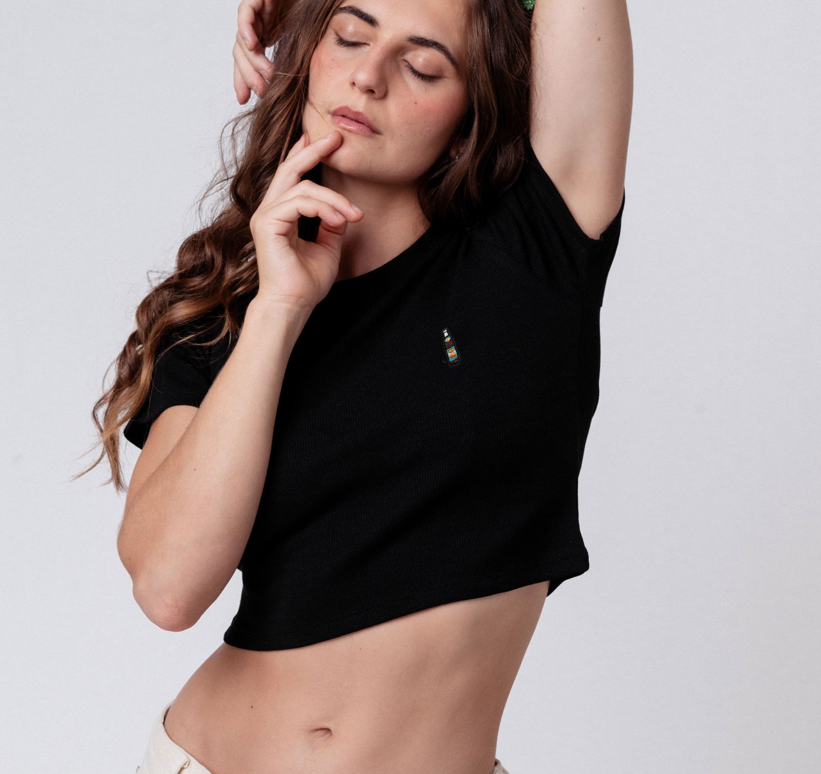 Spezi® | Besticktes Bio Baumwoll Cropped T-Shirt