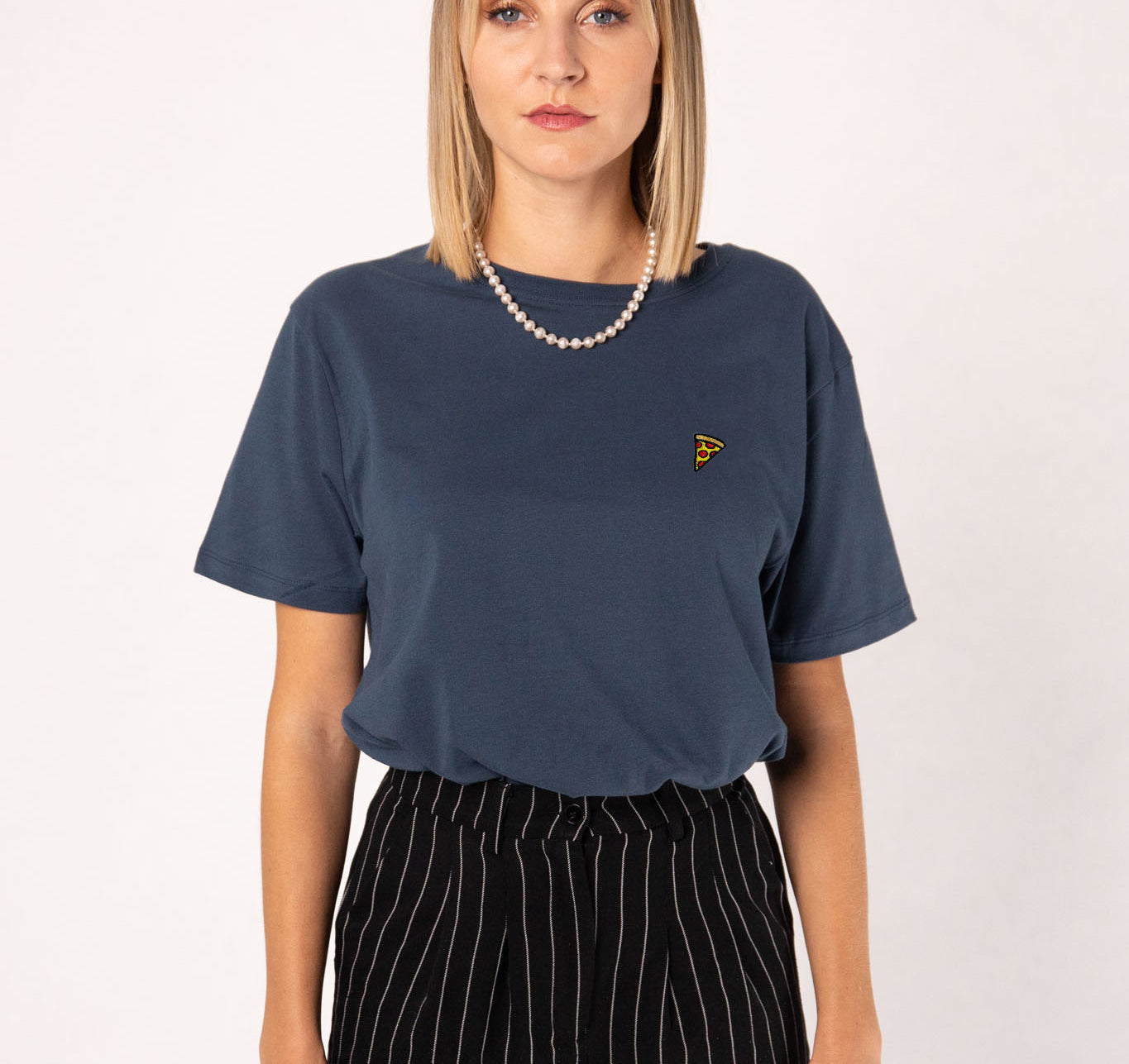 Pizza | Besticktes Bio Baumwoll Unisex T-Shirt