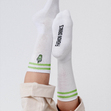 Iced Matcha Latte Stripes | Bestickte Bio Baumwoll Socken