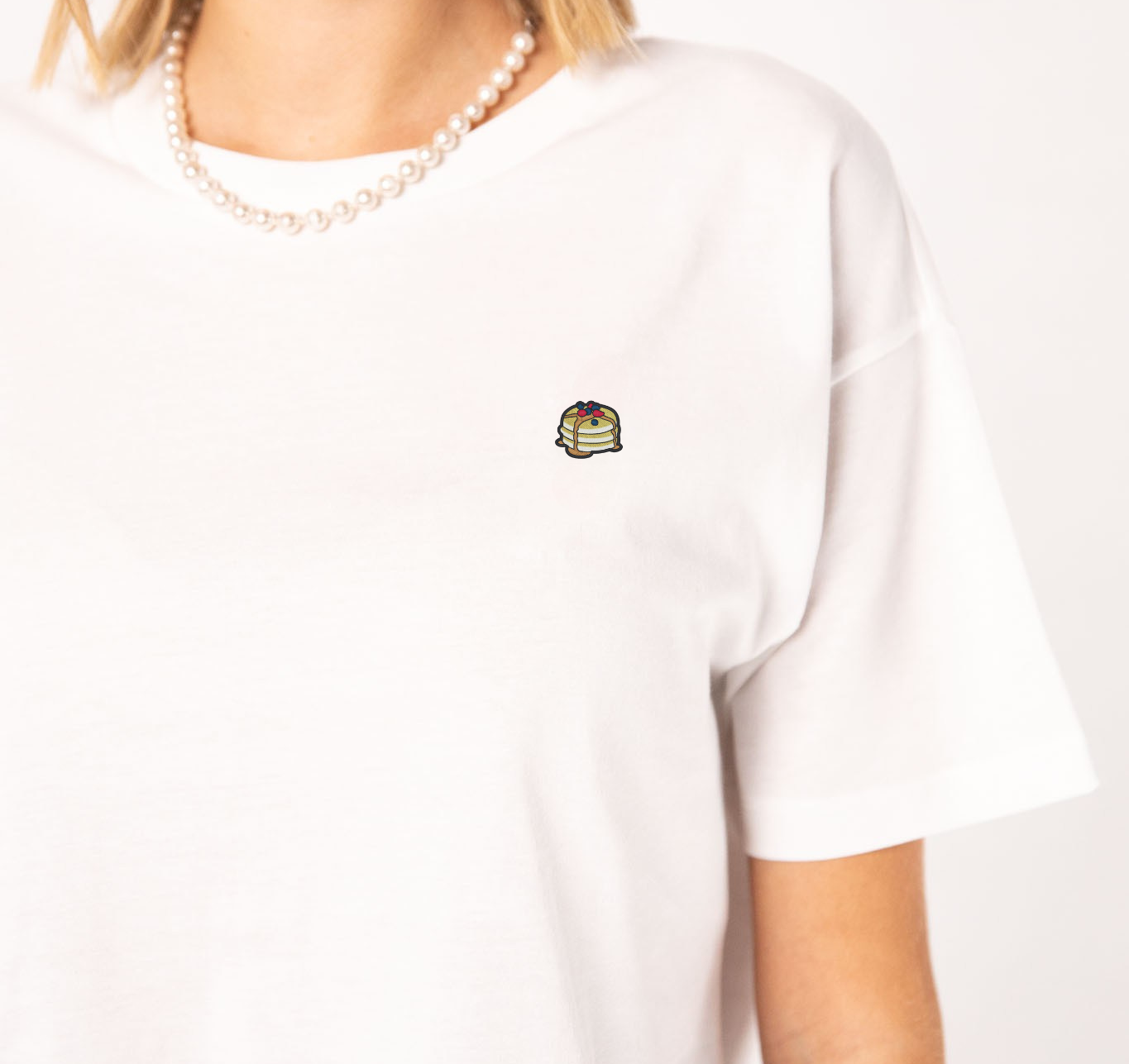 Pancakes | Besticktes Bio Baumwoll Cropped T-Shirt