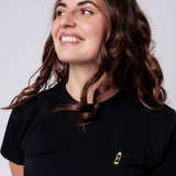 Kirschwasser | Besticktes Bio Baumwoll Frauen T-Shirt