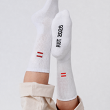 Österreich | Minimal Flag | Bestickte Bio Baumwoll Fan Socken
