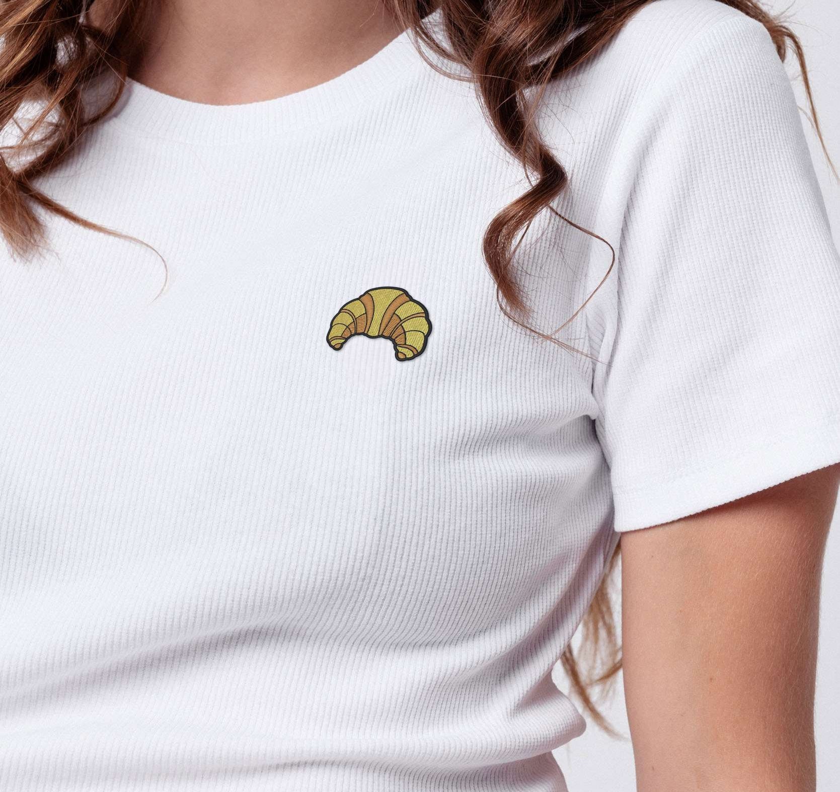 Crossaint | Besticktes Bio Baumwoll Cropped T-Shirt