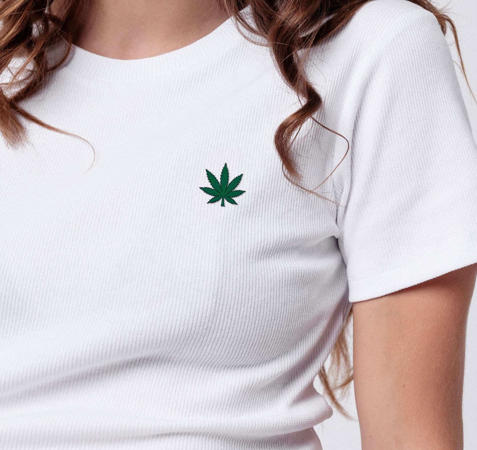 Hanf | Besticktes Bio Baumwoll Cropped T-Shirt
