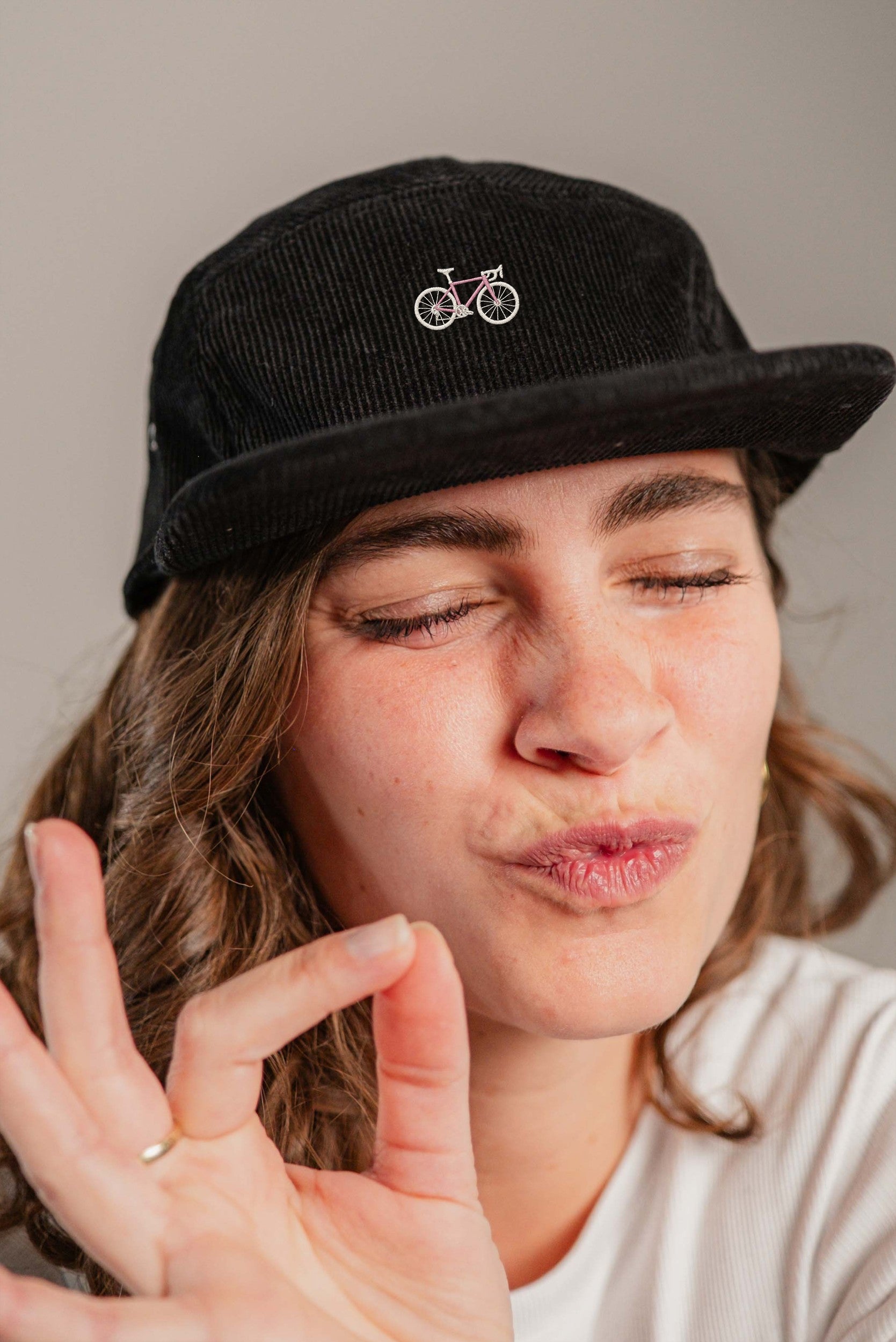 Gravelbike Pink Cord Camper Cap