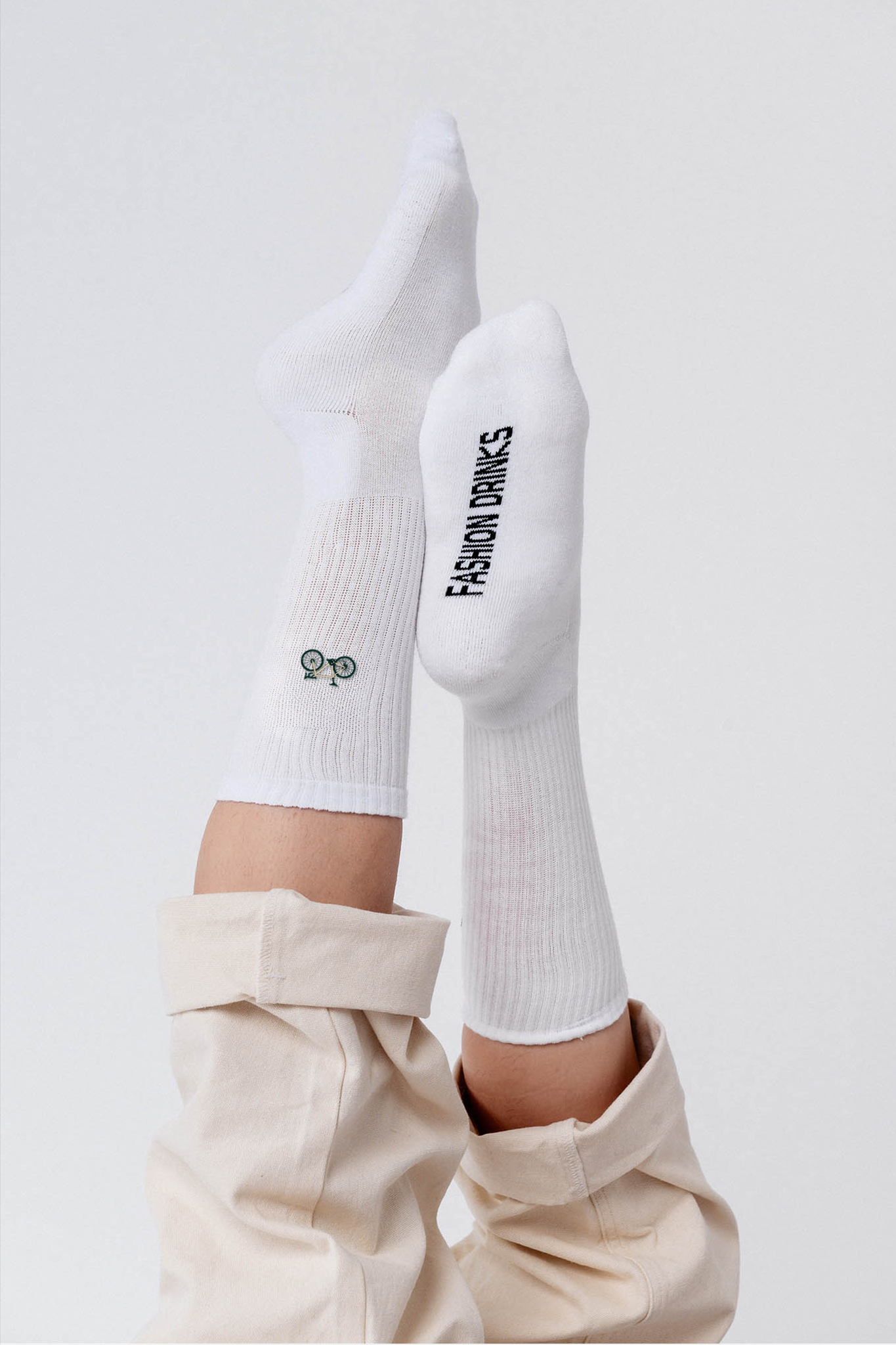 Gravelbike Beige Socken Weiß Ansicht 2