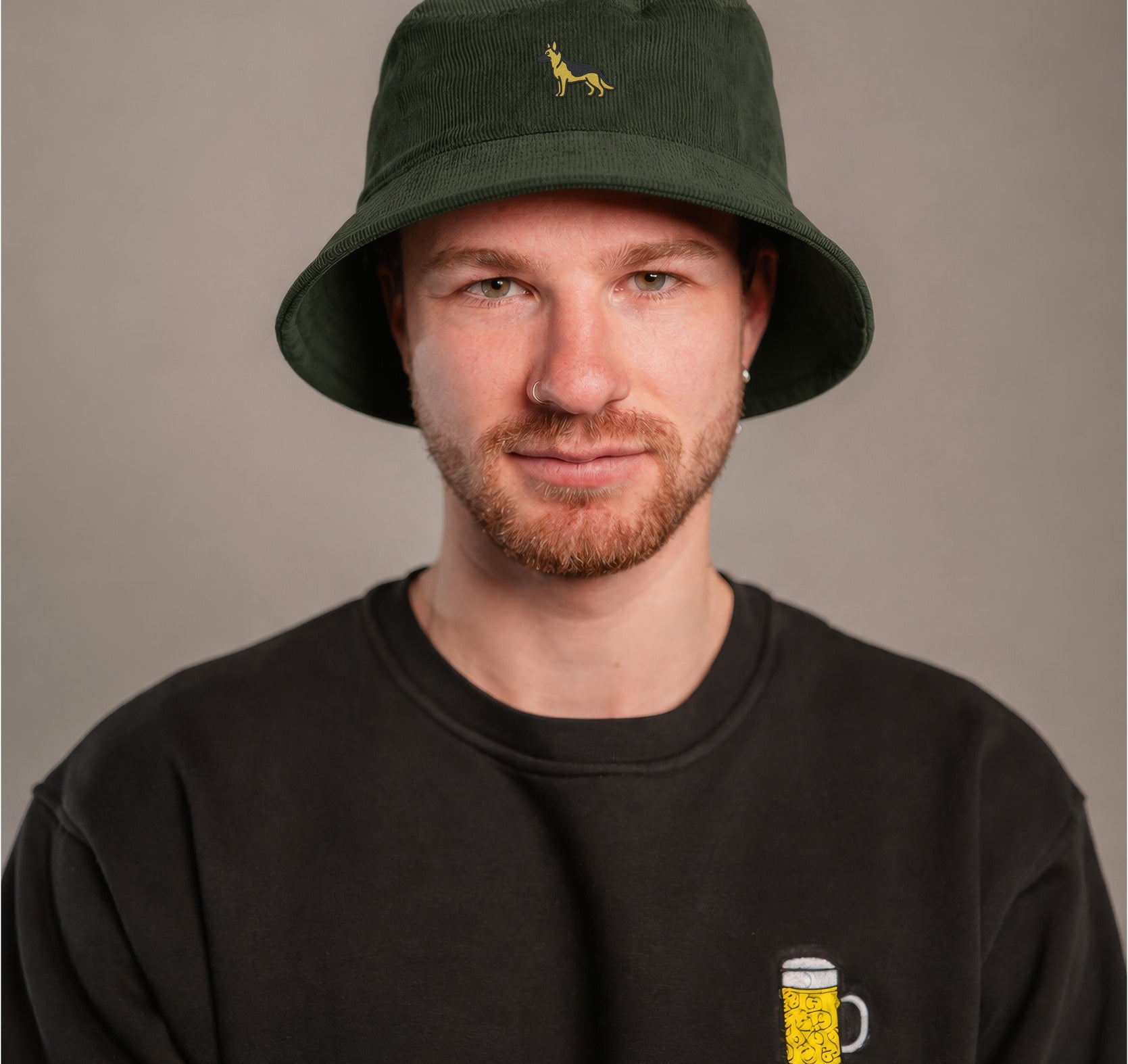 Schaeferhund Grün Cord Bucket Hat