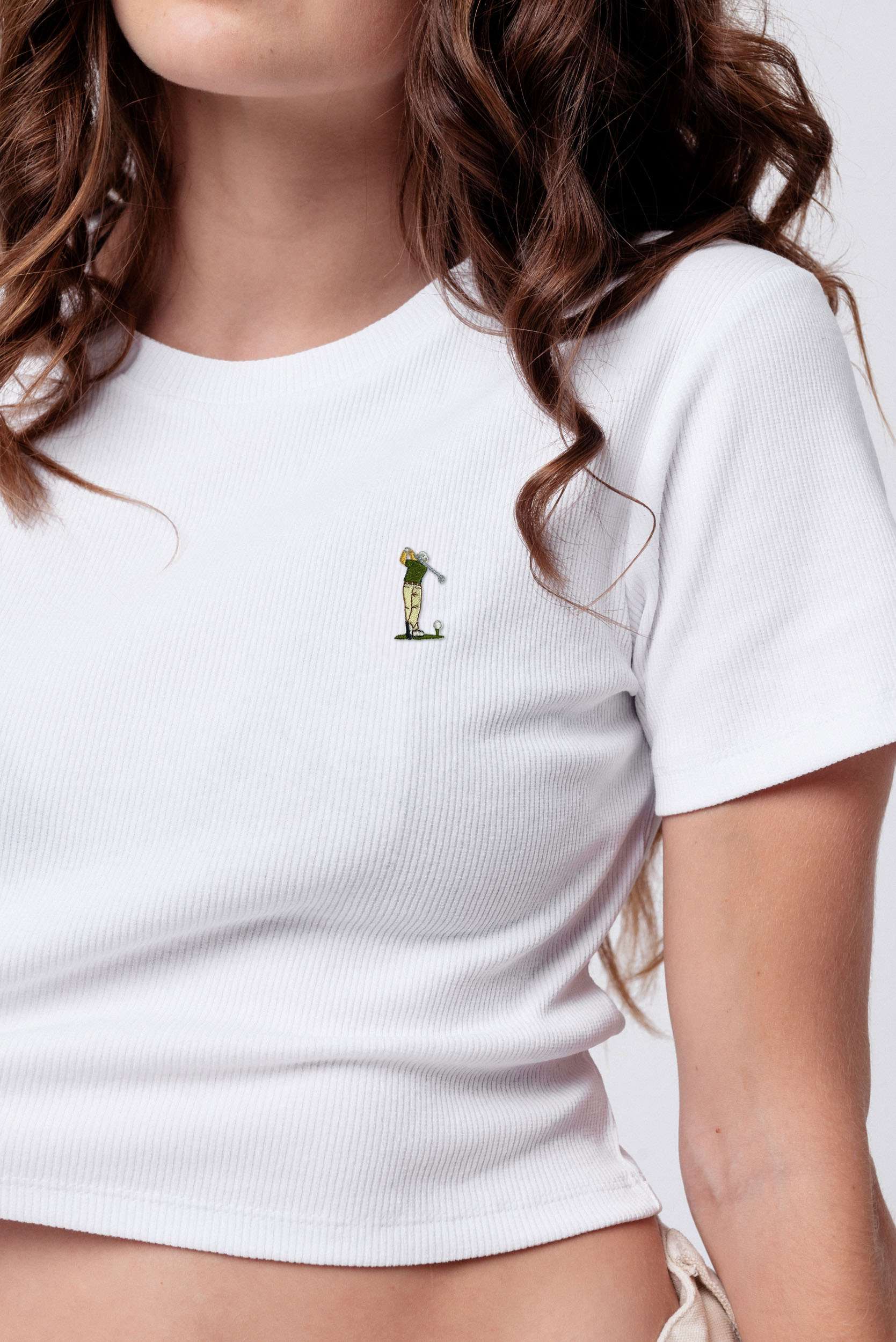 Golf Guy | Besticktes Bio Baumwoll Cropped T-Shirt