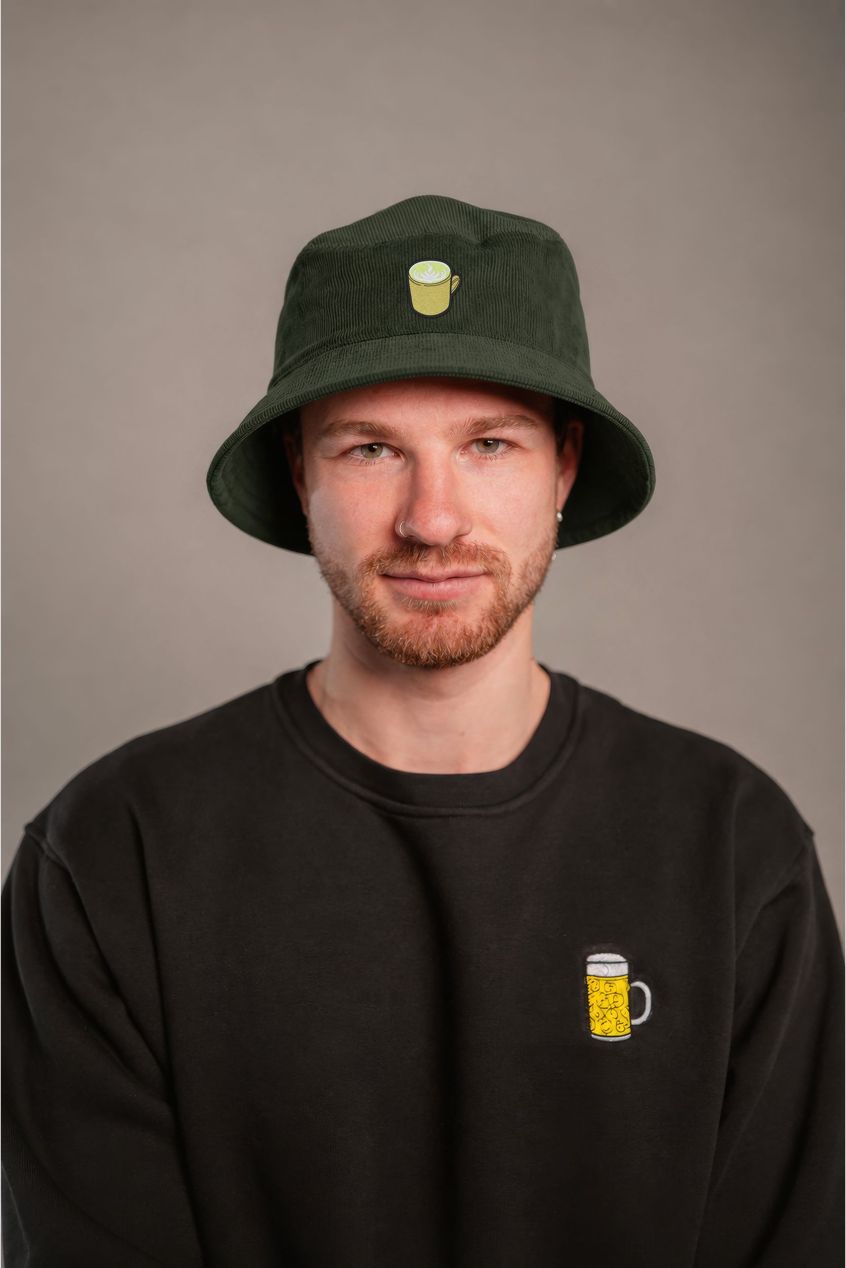 Matcha Latte gruen Cord Bucket Hat