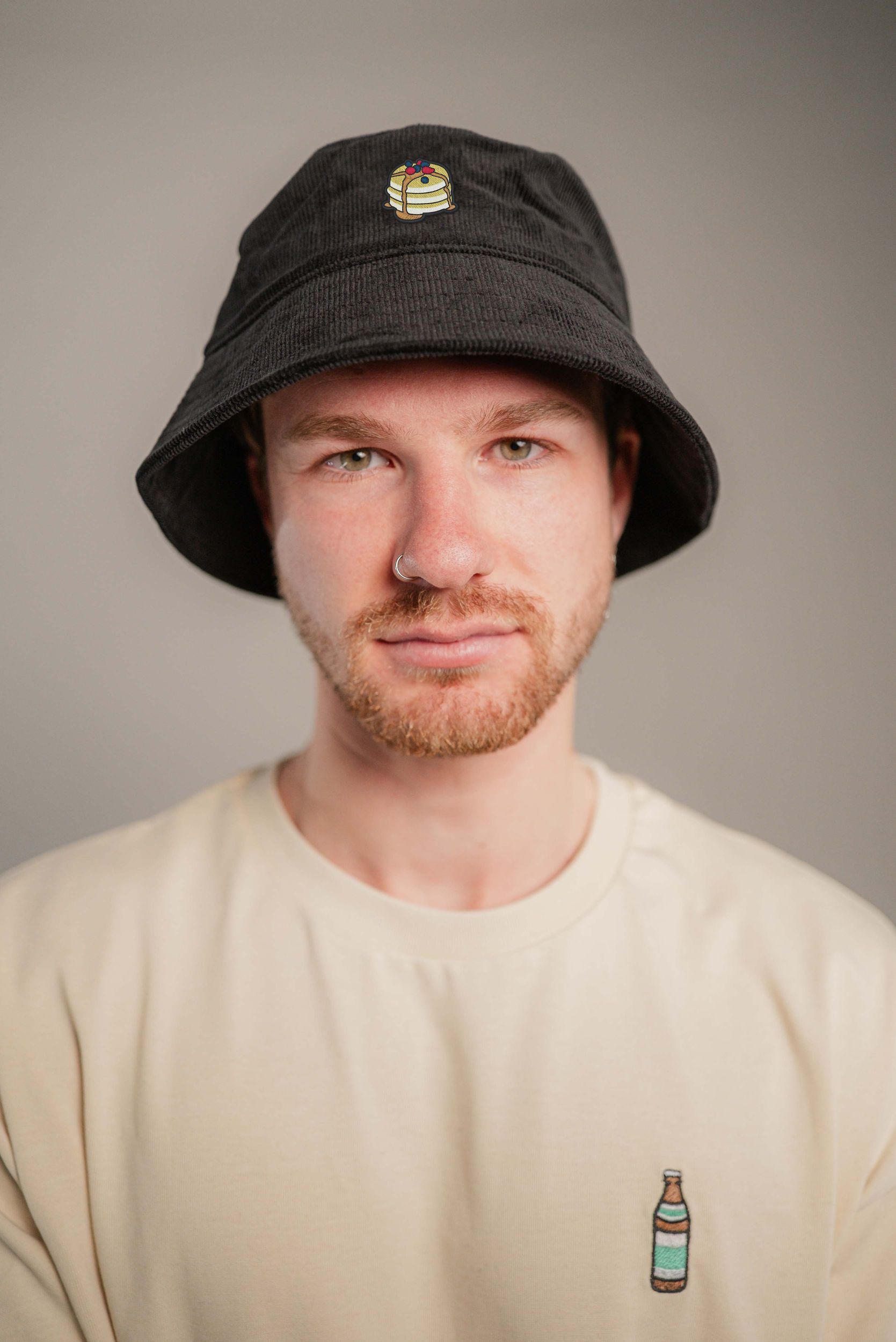 Pfannkuchen Cord Bucket Hat