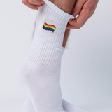 Pride Flag | LOVE WINS | Bestickte Bio Baumwoll Socken