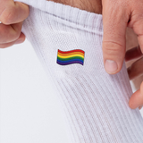 Pride Flag | LOVE WINS | Bestickte Bio Baumwoll Socken