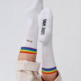 Pride Proud | LOVE WINS | Bestickte Bio Baumwoll Socken